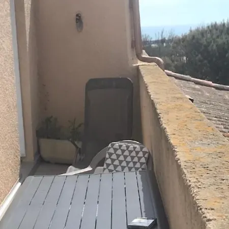 : Securisee Bord De Apartment