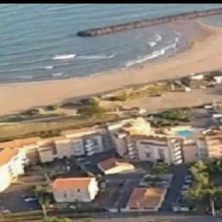 Apartment : Securisee Bord De Vias