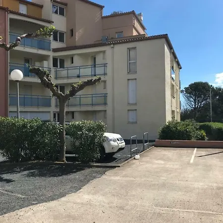Apartment : Securisee Bord De *