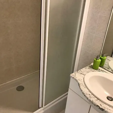 : Securisee Bord De Apartment Vias